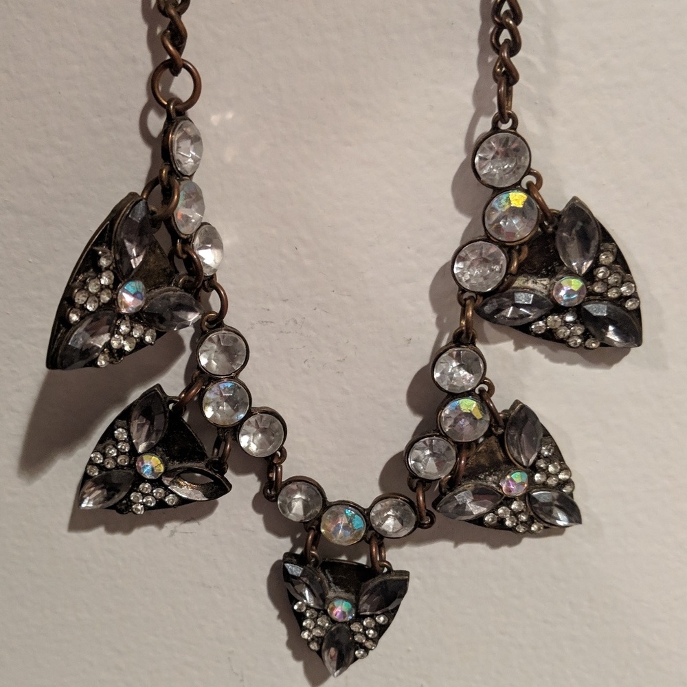 Short geo necklace